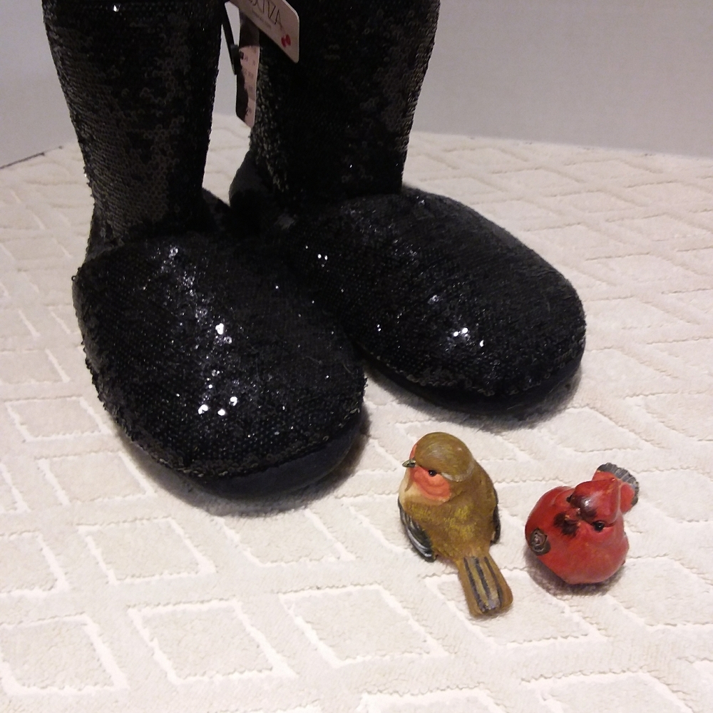 🎁New La Senza sequin slippers